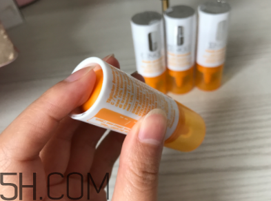 倩碧維C修復安瓶用在哪一步？能美白嗎？