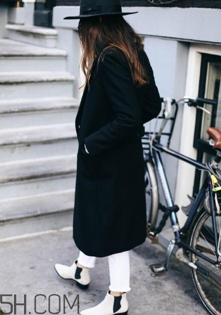 羊絨大衣搭配什么鞋子？羊絨大衣搭配鞋子圖片