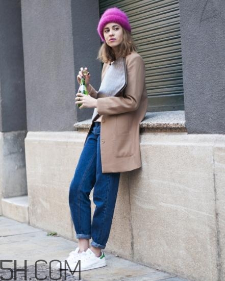 羊絨大衣搭配什么鞋子？羊絨大衣搭配鞋子圖片