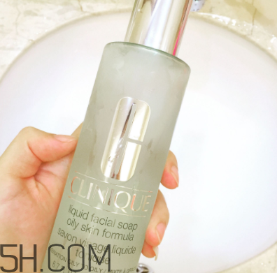 倩碧液體潔面皂適合干皮嗎？有刺激嗎？