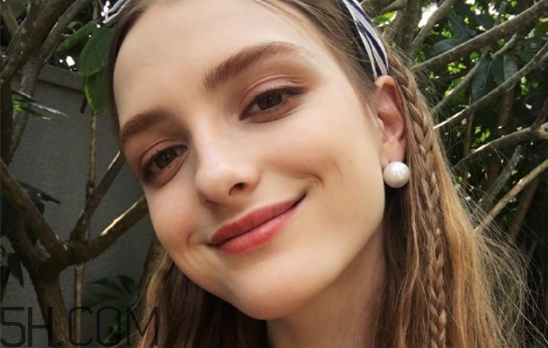 超聲波洗牙可以美白牙齒嗎？超聲波洗牙多少錢一次？