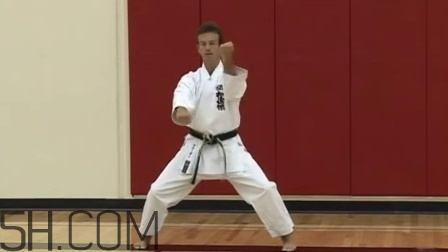 練跆拳道會(huì)長(zhǎng)不高嗎？練跆拳道會(huì)不會(huì)長(zhǎng)不高？