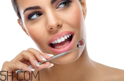 洗牙后牙縫變大是怎么回事？怎么保持牙齒潔白？