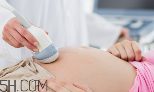 b超是檢查什么的？做b超時肚子上涂的是什么？