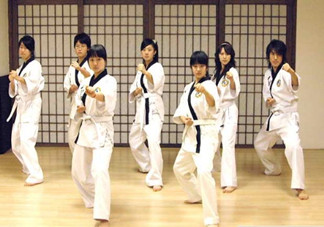 女生學(xué)跆拳道好嗎？女生學(xué)跆拳道可以防身嗎？