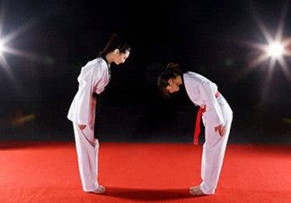 跆拳道和柔道哪個厲害？跆拳道和柔道的區(qū)別？