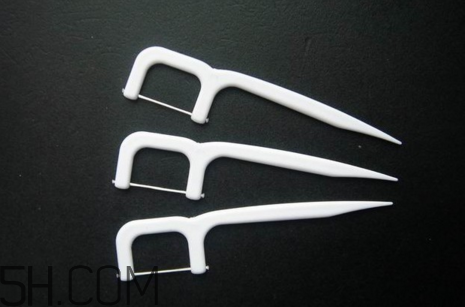 小孩牙齒黃怎么辦？用牙線好嗎？