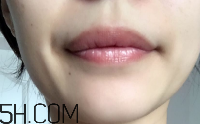 倩碧蠟筆唇膏是口紅嗎？倩碧蠟筆唇膏哪個(gè)色號(hào)好看？