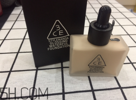 3ce超水感保濕粉底液怎么樣？3ce超水感保濕粉底液測評