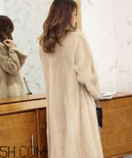 水貂毛大衣掉毛怎么辦？水貂毛大衣會(huì)起球嗎？