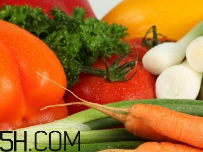 更年期來臨的信號(hào)有哪些？更年期期間的飲食有什么禁忌？