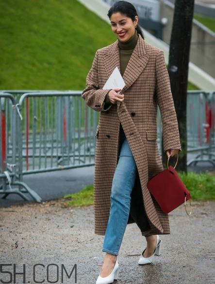 冬天穿九分褲穿什么鞋子？冬天九分褲配什么鞋子好看？