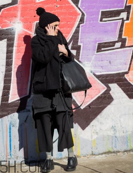 冬天穿九分褲穿什么襪子？冬天穿九分褲腳踝冷怎么辦？