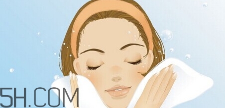 濕敷和面膜哪個(gè)先用？濕敷和面膜的順序