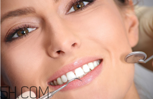 戴牙套可以用電動(dòng)牙刷嗎？牙齒矯正后刷牙要注意什么？