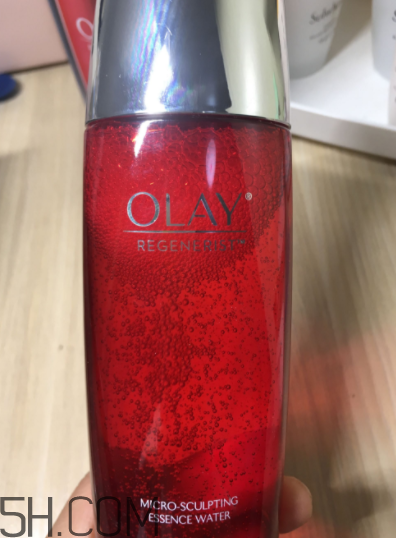 Olay新生活能水是精華水嗎？什么功效？