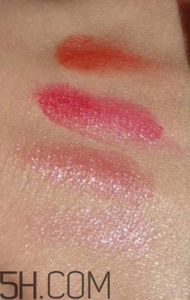 口紅是用什么做的？可以吃的口紅品牌推薦