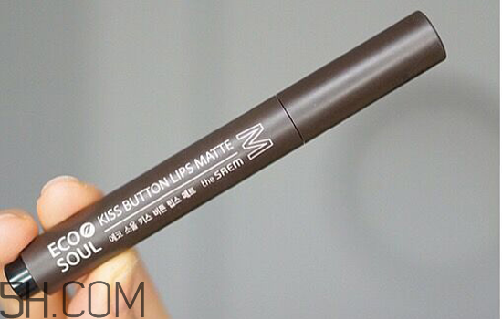 楊樹林口紅價(jià)格多少錢？怎樣選擇合適的口紅？