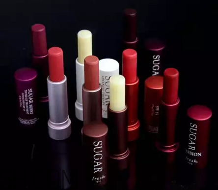 口紅是用什么做的？可以吃的口紅品牌推薦