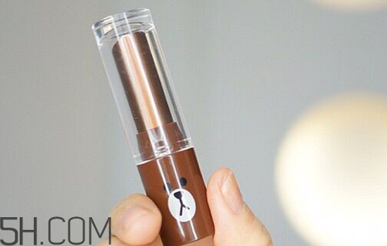 楊樹林口紅價(jià)格多少錢？怎樣選擇合適的口紅？