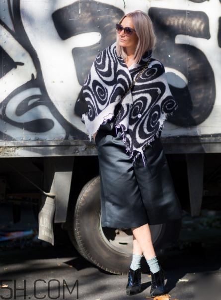 短靴搭配什么襪子？穿短靴配襪子圖片