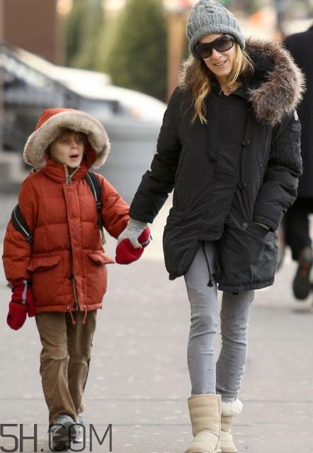 雪地靴搭配什么褲子？雪地靴搭配褲子圖片