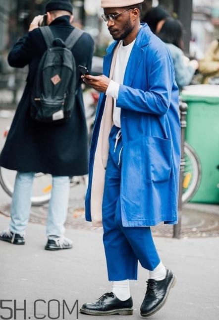 男士九分褲配什么襪子好看？男士九分褲搭配襪子圖片