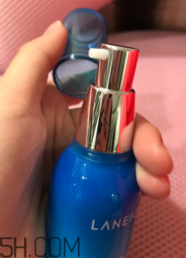 蘭芝補水小藍瓶是乳液嗎？用在哪一步？