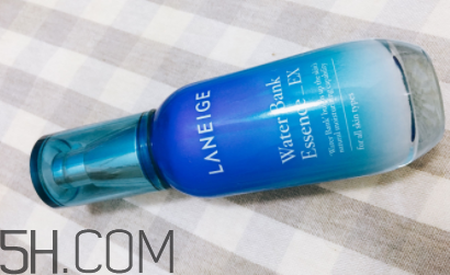 蘭芝補水小藍瓶是乳液嗎？用在哪一步？