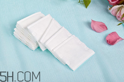 干性肌膚不適用哪些卸妝？卸妝一定要用卸妝棉嗎？