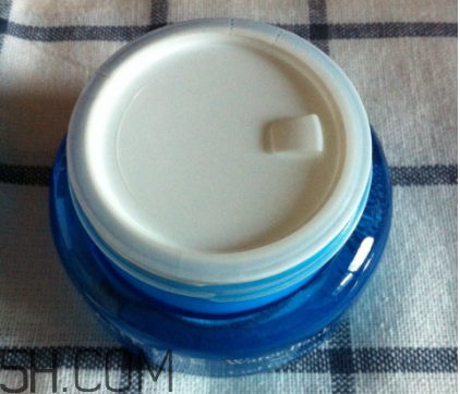 蘭芝新水酷面霜適合什么季節(jié)？什么膚質(zhì)？