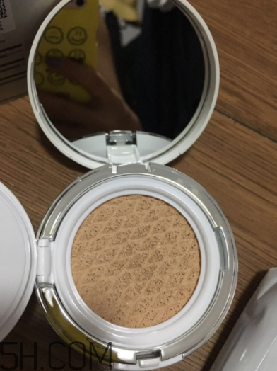 蘭芝啞光氣墊霜能防曬嗎？有哪些功效？