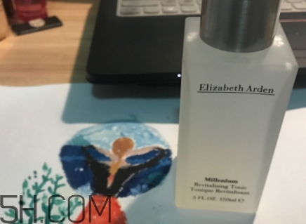 雅頓和嬌韻詩(shī)哪個(gè)好用？伊麗莎白雅頓和嬌韻詩(shī)哪個(gè)檔次高