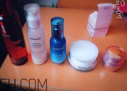 雅頓和羽西哪個(gè)好用？伊麗莎白雅頓和羽西哪個(gè)檔次高