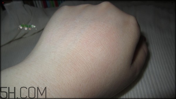 卸妝膏可以當(dāng)洗面奶用嗎？用自然哲理洗面奶還用先卸妝嗎？