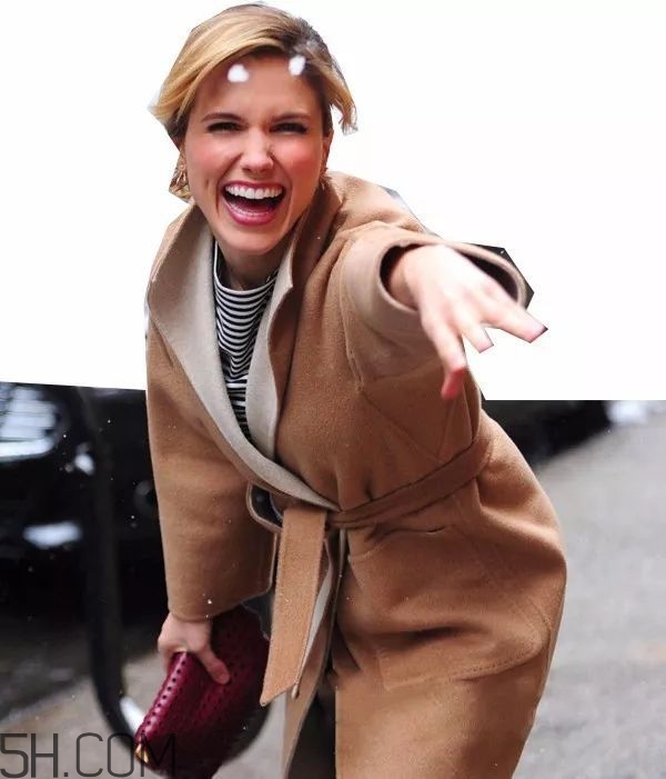 駝色長款大衣怎么搭配 7款最實惠搭配 駝色長款大衣怎么搭配 7款最實惠搭配