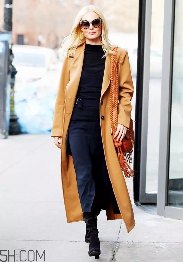 駝色長款大衣怎么搭配 7款最實惠搭配 駝色長款大衣怎么搭配 7款最實惠搭配