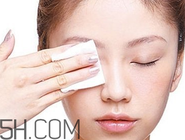 卸妝濕巾什么牌子好？卸妝濕巾的使用方法