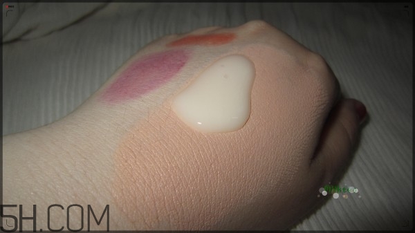 卸妝膏可以當(dāng)洗面奶用嗎？用自然哲理洗面奶還用先卸妝嗎？