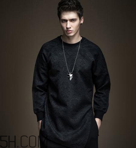 黑色衣服洗的發(fā)白怎么補救？黑色衣服發(fā)白了如何復(fù)原？