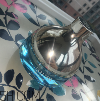 sum37哪款面霜適合油皮？哪款面霜適合夏天？