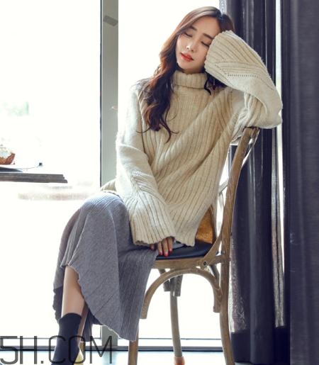 杏色和駝色哪個(gè)顯白？杏色和駝色哪個(gè)好看？