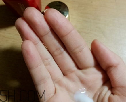 avenir艾文莉是什么牌子？高絲艾文莉和雪肌精哪個好？