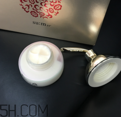 su:m37度呼吸面霜什么功效？適合什么年齡？