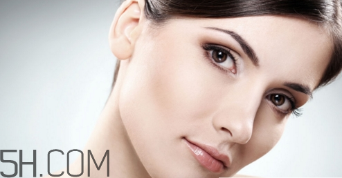 紋眼線后化妝了怎么卸妝？化妝棉和卸妝棉用法