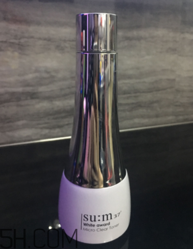 su:m37度呼吸爽膚水什么功效？適合什么膚質(zhì)？