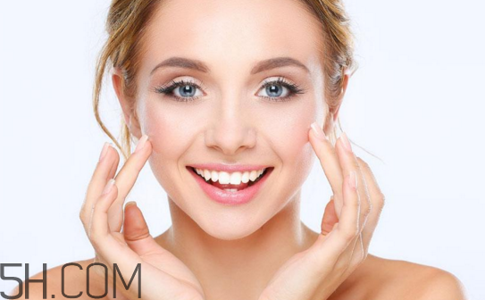 只涂了隔離霜需要卸妝嗎？化妝棉可以卸妝嗎？