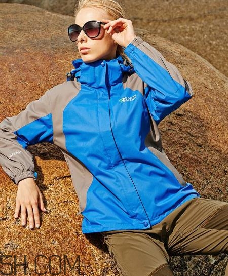 沖鋒衣三合一是什么意思？沖鋒衣二合一和三合一的區(qū)別