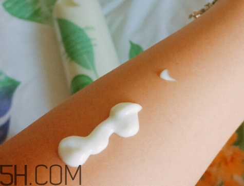 雅頓身體乳怎么打開？雅頓身體乳怎么用？