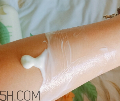 雅頓身體乳怎么打開？雅頓身體乳怎么用？